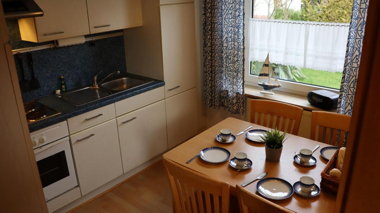 Ferienhaus Krabbenhuus Carolinensiel Esterno foto